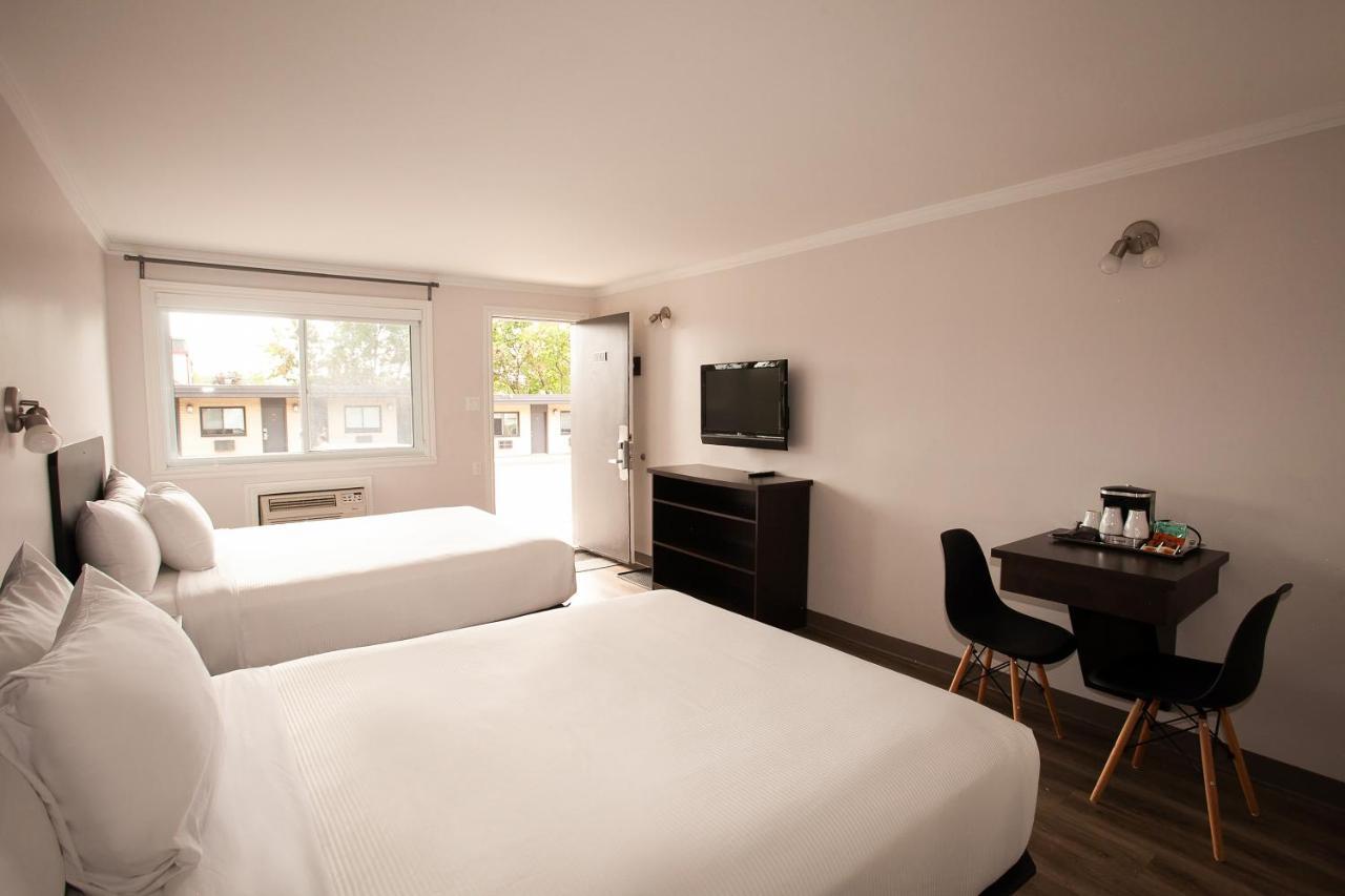 Motel Newstar 라발 외부 사진